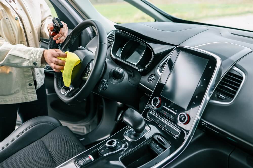 Detailing automobile haut de gamme